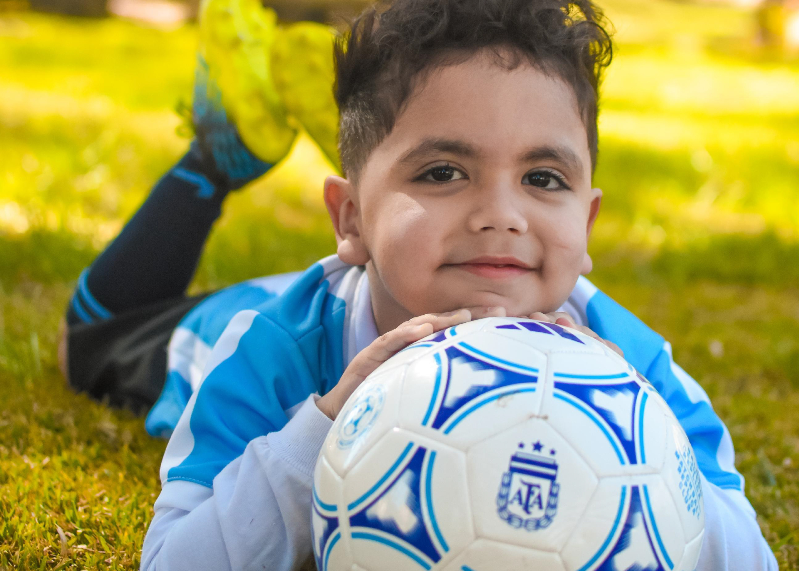 thiagovalentin_Mesa de trabajo 1 copia 12-13